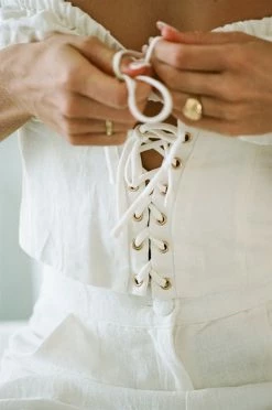 Leila Top -Sabo Shop 00f59fbb e3b0 4d68 b0af 8461c3a78c83