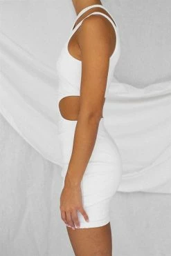 Damaris Dress - White -Sabo Shop 04210efc cf02 4b01 8221 ec965362a385