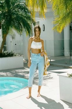 Kleo Top - Embroidered -Sabo Shop 0b7c1821 ceec 456b a362 88948a5cbdf4