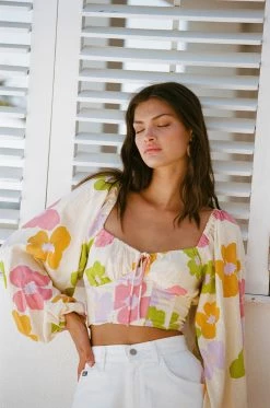 Backless Vienna Top -Sabo Shop 13a147dd a9f0 4263 9561 42765bd295c2