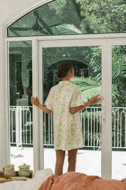 SAMPLE-Cosy Shirt Dress - Floral -Sabo Shop 13dc7dbf 3894 4c95 bbb3 240e455b8903