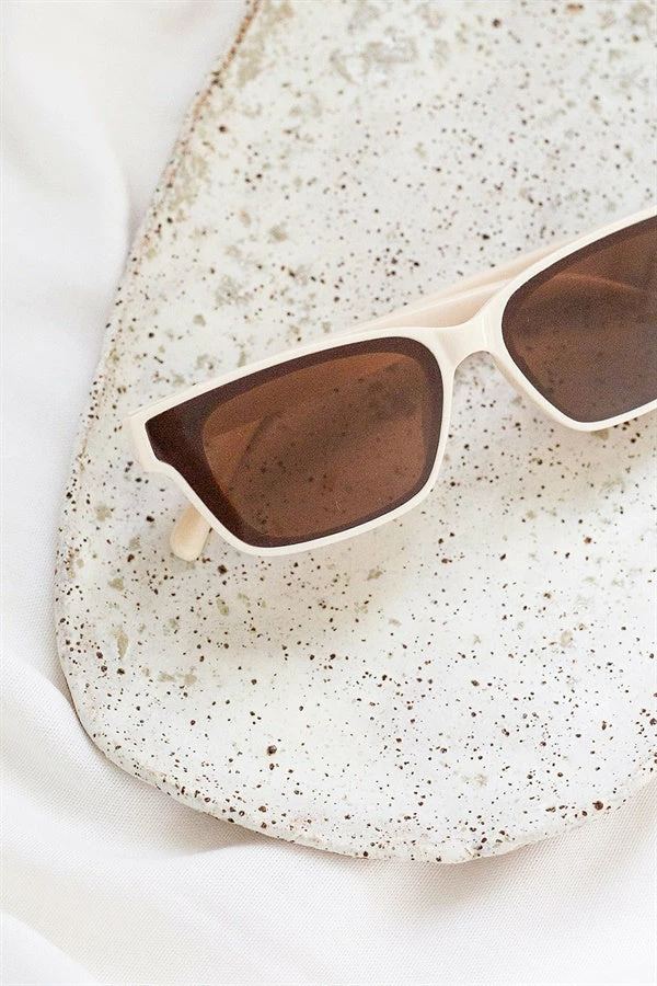 Kendall Sunglasses - Cream 4 Kendall Sunglasses - Cream - Image 2