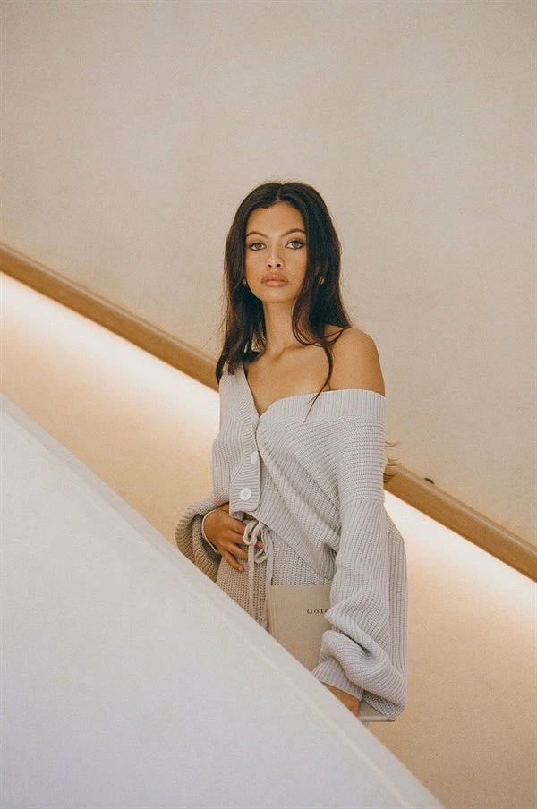 Zenith Top - Grey 4 Zenith Top - Grey - Image 2