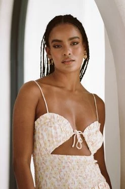 Londyn Dress -Sabo Shop 1b58d2d8 4ff9 4363 b37d d773cd94dcad