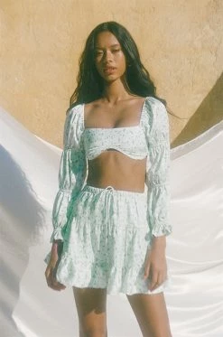 Silky Gemini Skirt 18 Silky Gemini Skirt -Sabo Shop 23f1161b 25f5 4802 af20 105792ac21e3