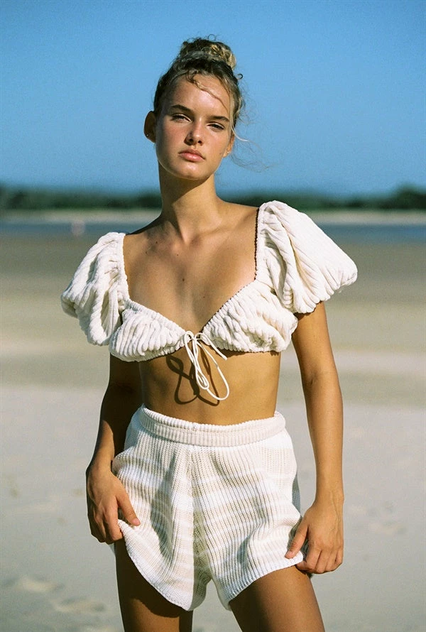 Magnum Top 4 Magnum Top - Image 2