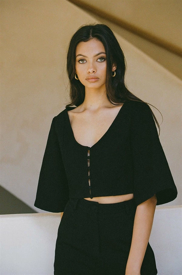 Keely Top - Black 3 Keely Top - Black