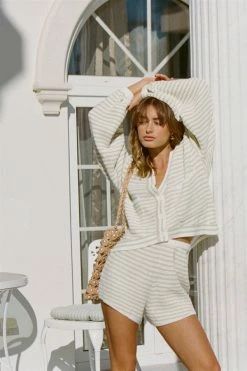 Ora Knit Shorts -Sabo Shop 37ecfdf6 8242 49bf bb85 061f711f084f