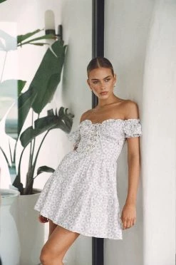 SAMPLE-Camryn Dress -Sabo Shop 38073033 dd8a 4964 8cb5 fcd8b73ea24c fd6b997e 4795 4d5a 8d95 a05861e61fc1