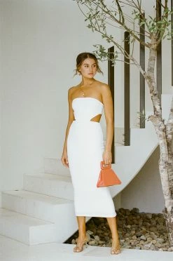 SAMPLE-Moore Dress -Sabo Shop 3853108d db10 48fa abb6 4fe019542613