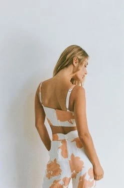 Hakura Top 21 Hakura Top -Sabo Shop 3bcf4851 9c03 4abb 9e55 0e181772a715