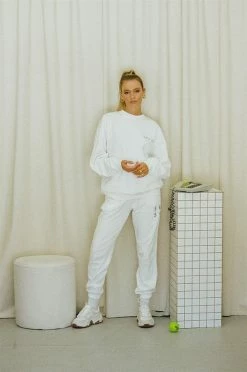 SAMPLE-Rue Sweatpants -Sabo Shop 49f0f4b6 9d2b 492a b78b 800e3e11d06f 194a1e3b 509a 4305 9e74 a6aeef82c4de