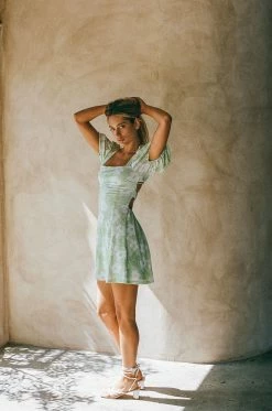 Backless Liloh Dress 28 Backless Liloh Dress -Sabo Shop 6a06c066 4f20 48d1 96bf 72c112055f53