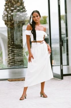 Dahana Midi Skirt -Sabo Shop 6e318422 d1db 4a79 a755 da09534b7953