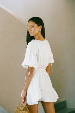 Anouk Dress - White 11 Anouk Dress - White -Sabo Shop 72a092d2 4c47 4275 919e 25a0e59727d0