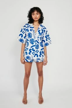 Thessy Top - Blue Leaf 18 Thessy Top - Blue Leaf -Sabo Shop 770b5f76 734d 4c10 8b58 7b93bf1e7343