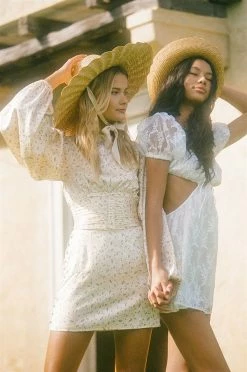 SAMPLE-Silky Tamara Dress -Sabo Shop 7d660240 11f4 42c2 bb2d 8c8a66a0ffc8 ba33e777 3d1b 4704 a08d 6d031b197d18