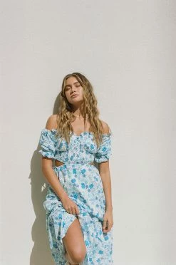 SAMPLE-Zara Midi Dress -Sabo Shop 7d778f82 5fb8 4962 9fc2 2426ceadbb30 8d2fa6e4 0f25 43e0 bdb1 0a023abd9e92