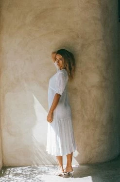 Vittoria Dress - White -Sabo Shop 7e192e86 a716 4611 a2fe 8f8e0df4a566