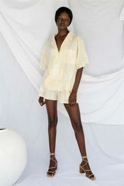 Thessy Top -Sabo Shop 7f7253e9 0d00 46ce b3e0 01768d0a3f6d