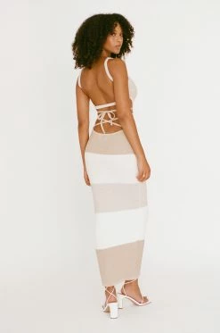 London Knit Dress - Sand -Sabo Shop 8a7db8f6 50a5 4582 8518 ed1d1236da91