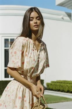 Oria Floral Dress -Sabo Shop 8cdc7480 a6f5 4c87 a5d8 bd68f07d02af