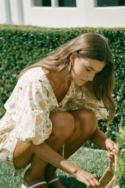 Palmer Top - Floral -Sabo Shop 8e24f575 4586 48bc 87b7 4ee01bfe46ef