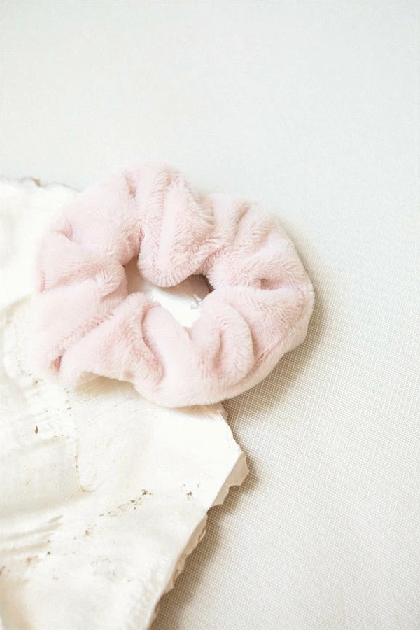 Soft Scrunchie - Blush 3 Soft Scrunchie - Blush