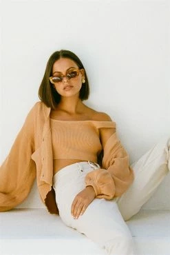 Evalia Top - Tan 11 Evalia Top - Tan -Sabo Shop 8f8881a1 0d28 4192 80c0 9fda044ef358