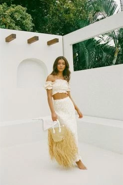 Halo Skirt -Sabo Shop 9b7e007c 48a2 4e47 a0e0 eba420eb1857