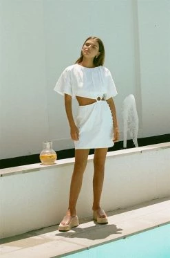 SAMPLE-Calista Dress - White -Sabo Shop 9d3c5f20 4d68 4958 a4b4 086653984109 1210d77f c2ed 4d39 97ba a159a982bc26