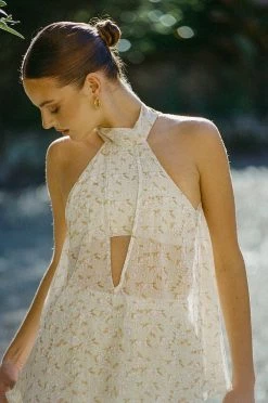 Kinslee Top - Floral -Sabo Shop a2768212 c000 413d aca7 77330fd8ab42