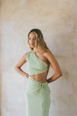 Backless Melika Dress 21 Backless Melika Dress -Sabo Shop a2e6024d 9c37 4023 a143 b44e771d4991