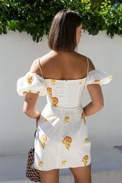 SAMPLE-Loretta Dress -Sabo Shop a8ba1050 bc8a 43be b8fb de47f1cf8e32 d8a2b91b d866 4587 9db3 bd75c9fec120