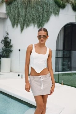 SAMPLE-Aila Corset Top 11 SAMPLE-Aila Corset Top -Sabo Shop aabb5b4b f5ad 4ccf bf61 e5a6a0ca5a9f e760da5e bbb1 49b1 a1a0 f04bedd51d99