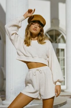 Tiya Shorts -Sabo Shop b374cb71 751f 48fe 806d 24ef181e4c3e