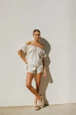 Aubree Shorts -Sabo Shop b56f00e7 df93 47e1 8c5f cb5bec02c7f7