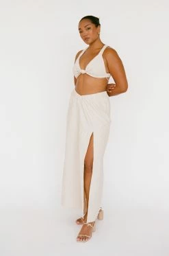 Levana Top -Sabo Shop b6e6e929 f3b1 4115 9fff dd98356743a1