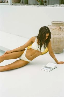 Apollo Scoop Top - Pastel -Sabo Shop b74d08f0 4e3a 481a 9fc6 653f7357e1c2