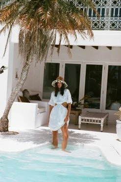 Mena Cutout Dress -Sabo Shop b8931e54 8c3c 47a4 8d52 8740c024bfeb