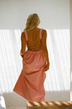Backless Sondra Dress -Sabo Shop b988b569 9c42 4109 bf35 56f296b8acee