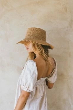 SAMPLE-Ranetta Dress -Sabo Shop bdb931b5 7ef7 4a44 991c 9e4a9292a99c e1829fb2 5996 4c29 ad49 f8bd0f45c4e6