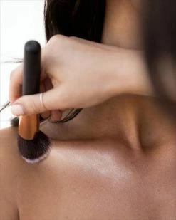 Vani-t Highlighter Drops - Ivory -Sabo Shop beauty vani t highlighter drops ivory 4