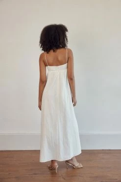 Azaria Dress - White -Sabo Shop c9b84f3c 422b 41df 8a54 b44e24618ece