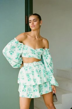 SAMPLE-Backless Zoe Top - Tulip Floral -Sabo Shop cef67bcd cd2a 4f3c 9900 c28616c7096b