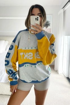 Garland Sweater 9 Garland Sweater -Sabo Shop cfb2c0b6 512a 460a 94de fb780ca7b0bd