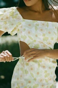 Zola Dress - Floral 11 Zola Dress - Floral -Sabo Shop e1f1763b 73ca 4831 a4c3 5f5cab8aa28b