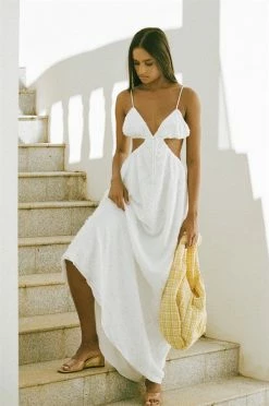 Backless Arlet Dress 10 Backless Arlet Dress -Sabo Shop e2c58d00 f1c1 4883 92a7 f7a3439c23f7