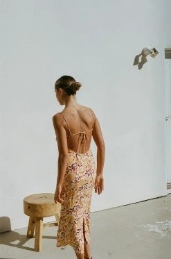 Honey Midi Dress -Sabo Shop e30b9133 c820 44fd 83d5 7d4277574f7e