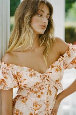 Daphne Cutout Playsuit -Sabo Shop e76ad7fd 8979 499a 9004 6e6349ee4cd4